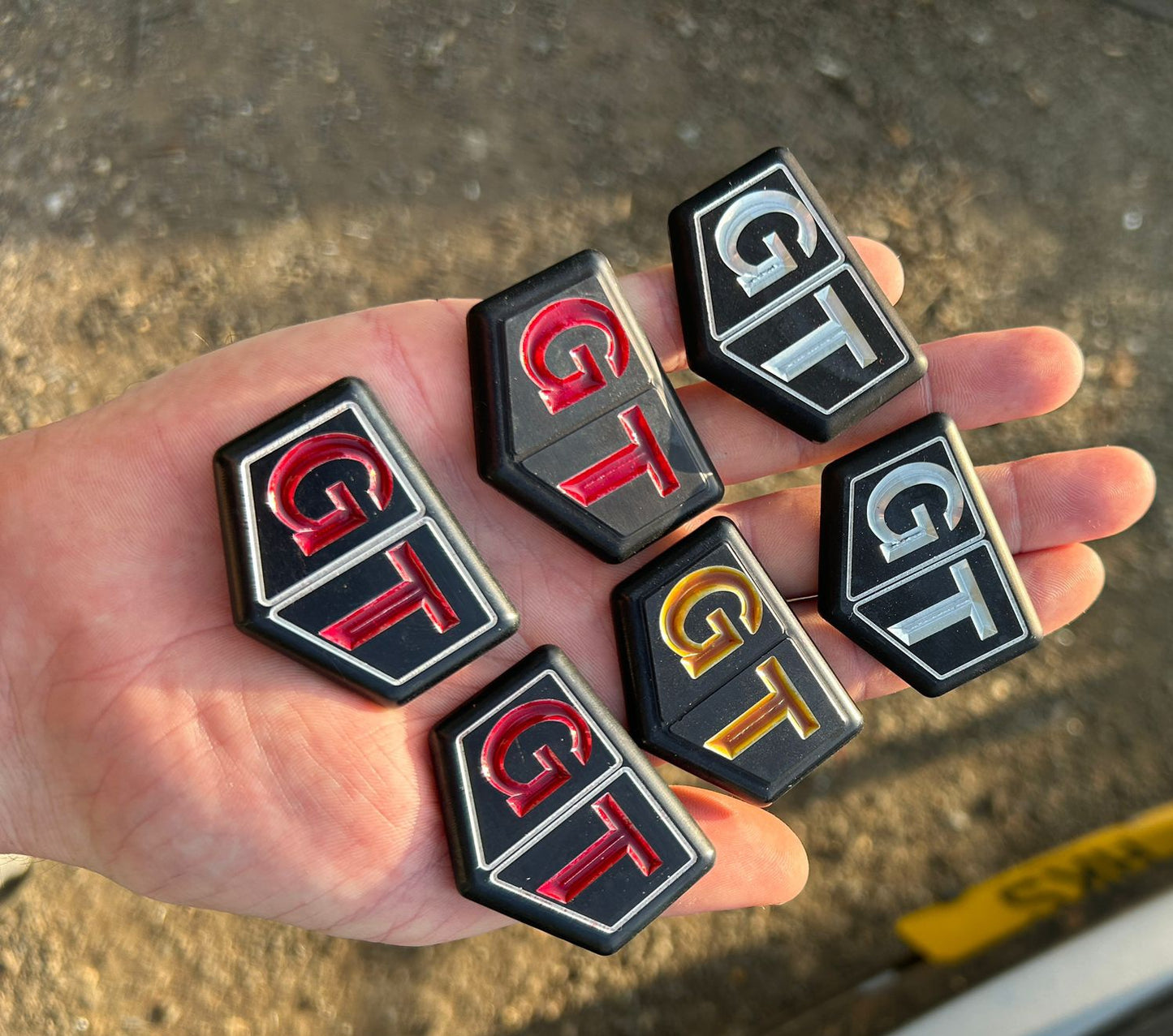 Billet R32 Wing Badges (pair)